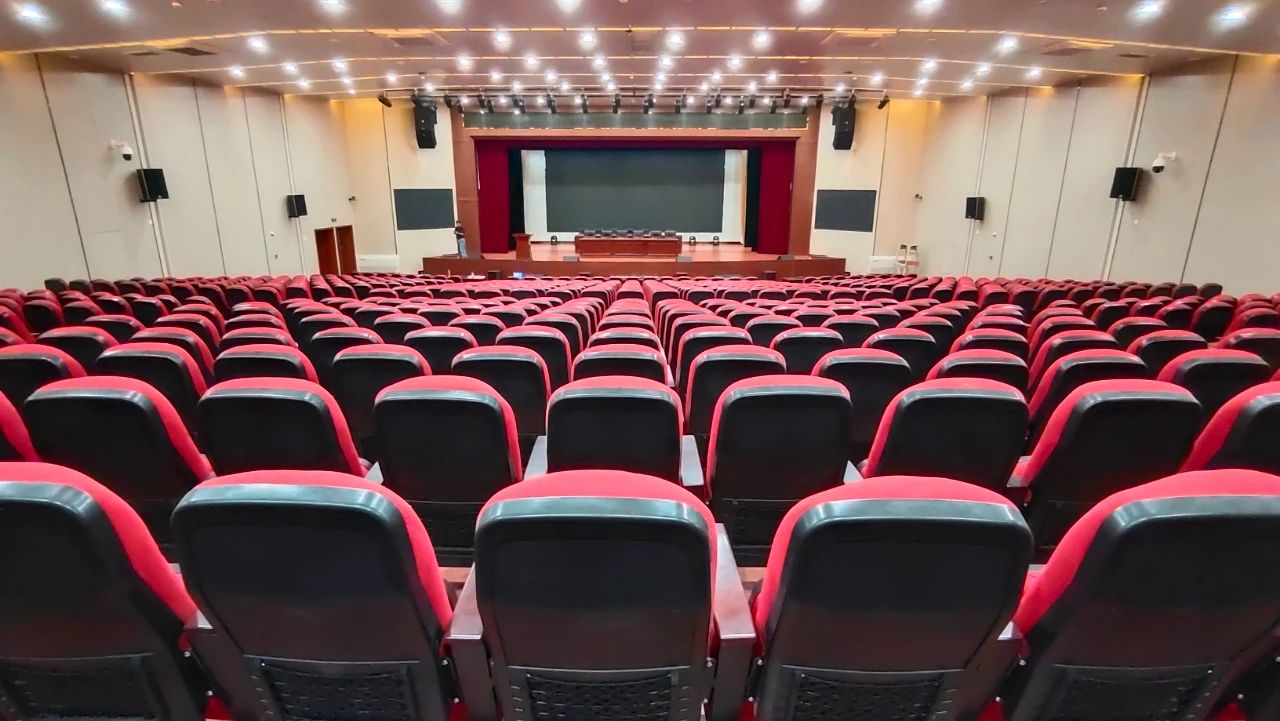 PP电子会议扩声系统工程产品服务于六安市某学堂！